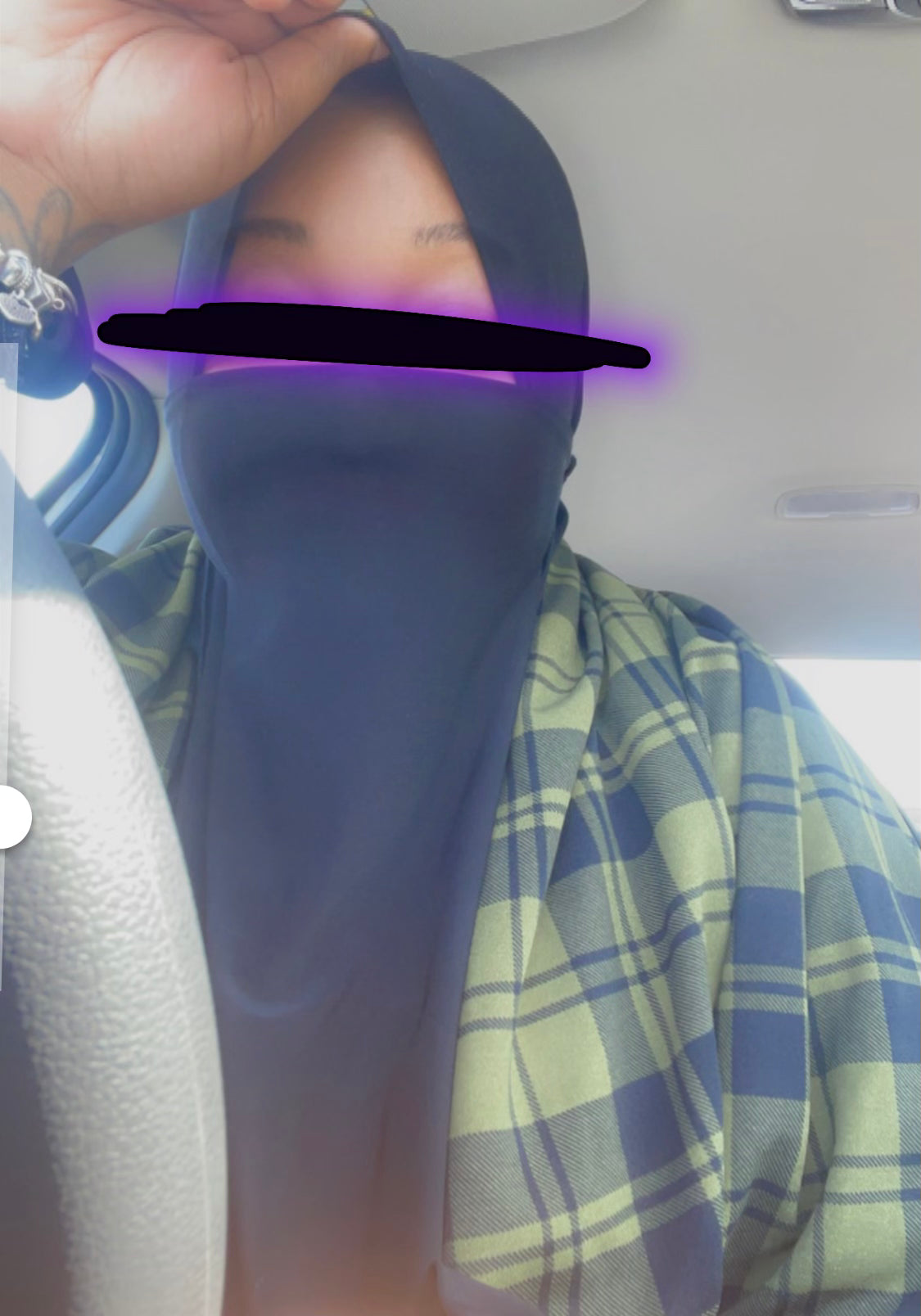 Half Niqab